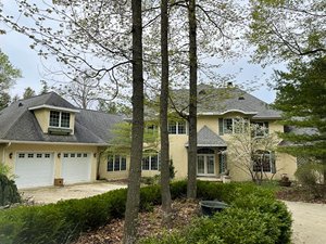 Door County House & Garden Walk Home