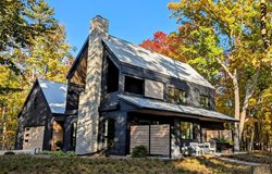 Door County House & Garden Walk Home