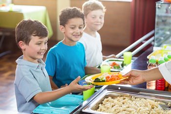 Children in school lunch line